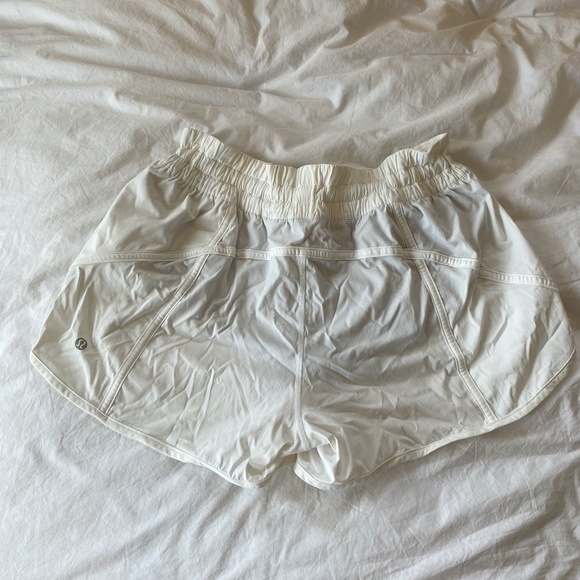 LULULEMON Tracker Lined Short 4" - Picture 4 of 5